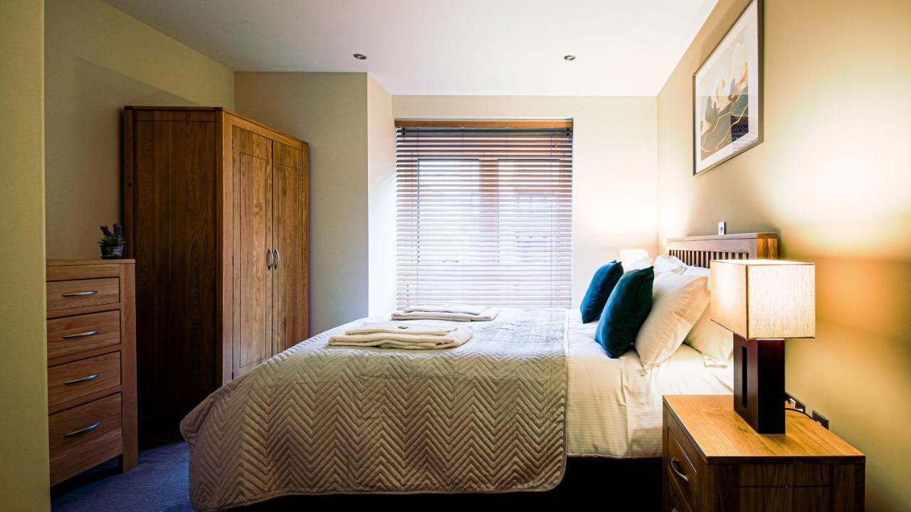 Superb City Center 1 Or 2 Bedroom Apts King Bed 사우샘프턴 외부 사진