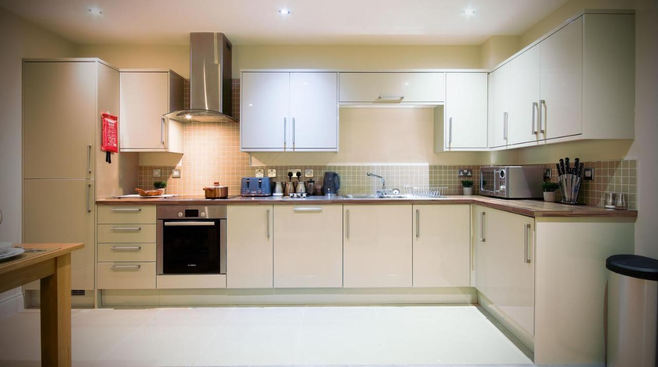 Superb City Center 1 Or 2 Bedroom Apts King Bed 사우샘프턴 외부 사진