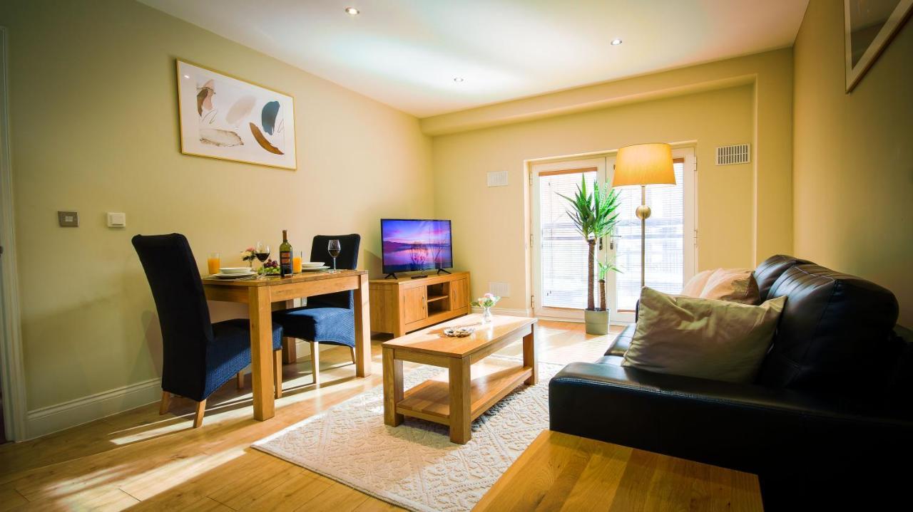 Superb City Center 1 Or 2 Bedroom Apts King Bed 사우샘프턴 외부 사진